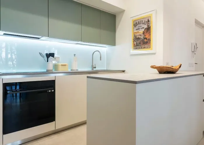 Bed & Breakfast Giuliani - Via Giovanni Prati Milan