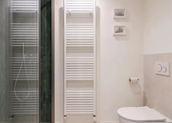 Bed & Breakfast Giuliani - Via Giovanni Prati Milan